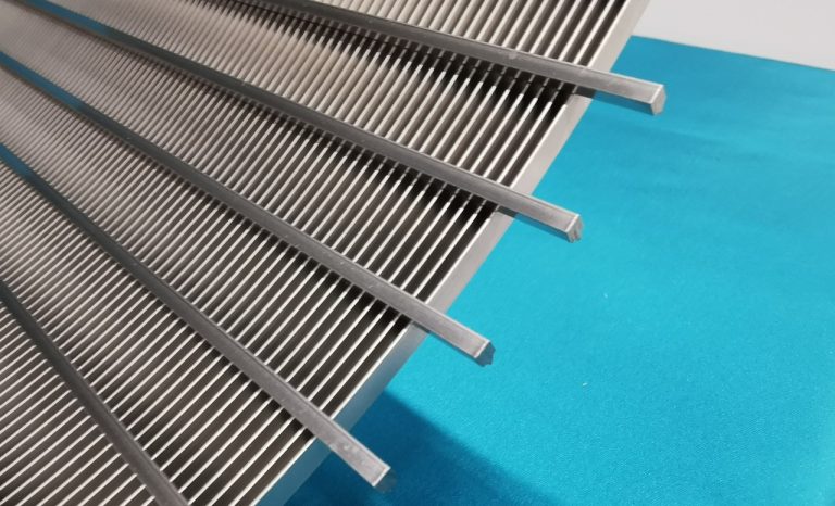 Circular wedge wire filters